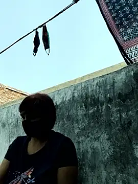 Snapshot of illay_love chatting on 11-02-25, 07:33 illay love online show from 11-02-25, 07:33