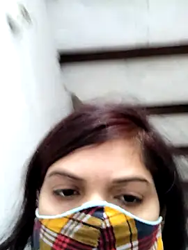 Snapshot of illay_love chatting on 11-19-25, 05:40 illay love online show from 11-19-25, 05:40