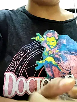 Snapshot of illay_love chatting on 11-25-25, 05:18 illay love online show from 11-25-25, 05:18