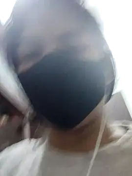 illay love online show from 12-15-25, 03:33