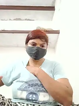Snapshot of illay_love chatting on 06-10-26, 06:45 illay love online show from 06-10-26, 06:45