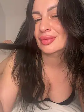 Helena7077 online show from 04-16-26, 10:34