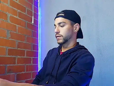 Leandro valenzuela online show from 10-27-25, 08:02