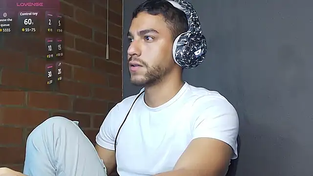 Leandro valenzuela online show from 03-26-26, 03:56