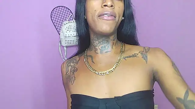 Snapshot of badgirls_cx chatting on 01-16-25, 02:30 badgirls cx online show from 01-16-25, 02:30