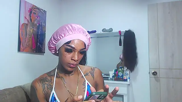 Snapshot of badgirls_cx chatting on 01-17-26, 08:01 badgirls cx online show from 01-17-26, 08:01