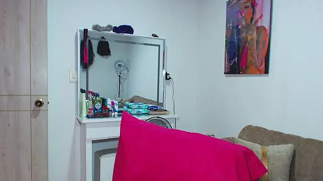 Snapshot of badgirls_cx chatting on 02-13-26, 04:03 badgirls cx online show from 02-13-26, 04:03