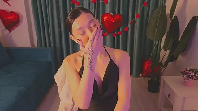 Snapshot of AudreyMell chatting on 02-21-25, 02:48 AudreyMell online show from 02-21-25, 02:48