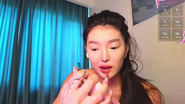 AudreyMell online show from 05-30-26, 06:43