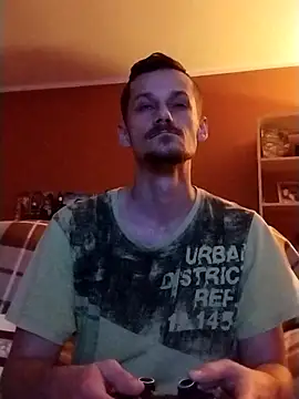 Snapshot of Crazzy_Maiky chatting on 11-10-25, 08:52 Crazzy Maiky online show from 11-10-25, 08:52