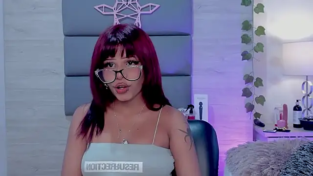 Snapshot of BonnieAnderson_ chatting on 01-18-25, 07:58 BonnieAnderson online show from 01-18-25, 07:58
