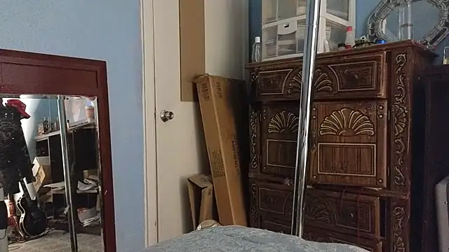 Snapshot of Sandrasaa chatting on 12-05-24, 07:49 Sandrasaa online show from 12-05-24, 07:49