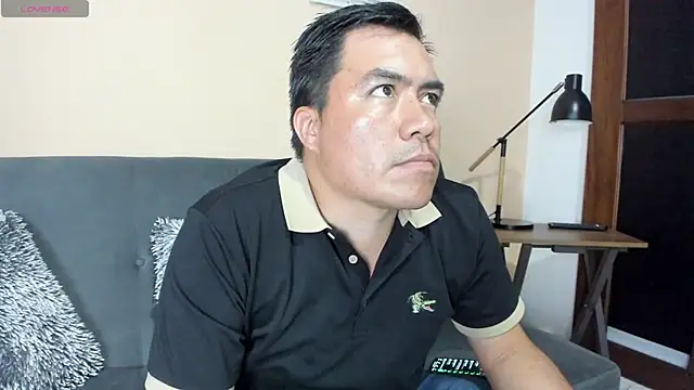 Snapshot of Jhonatan_Morales_S chatting on 02-08-25, 04:25 Jhonatan Morales S online show from 02-08-25, 04:25