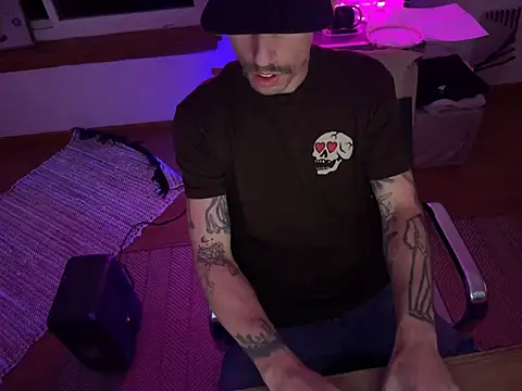 RuffClvb online show from 11-20-25, 08:14