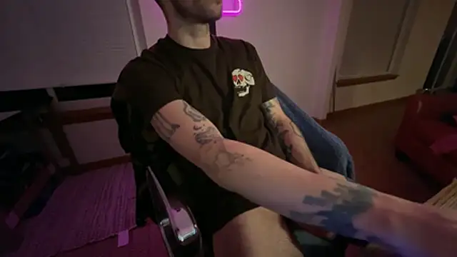 RuffClvb online show from 11-28-25, 01:30