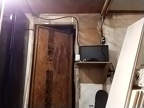 Snapshot of angelcachondo199211 chatting on 09-21-25, 08:49 angelcachondo199211 online show from 09-21-25, 08:49