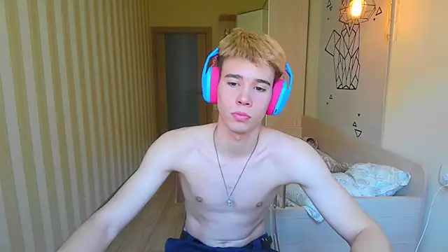gayGamogey online show from 06-04-26, 11:27