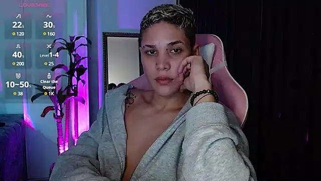 Charlee pink online show from 12-16-24, 07:26