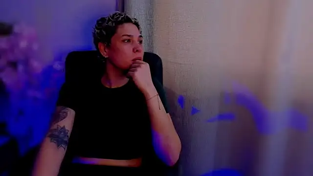 Charlee pink online show from 11-16-25, 06:02