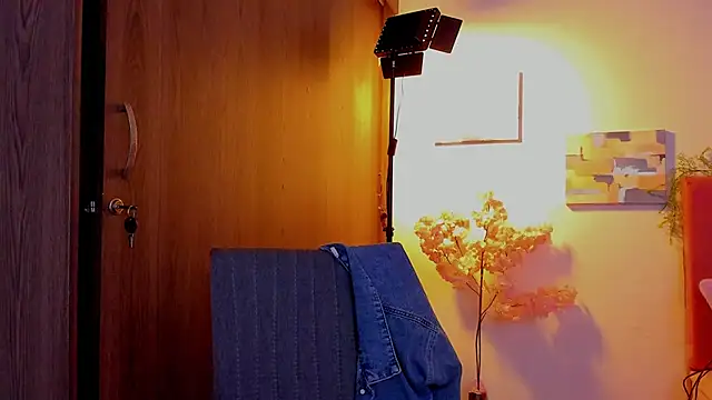 Charlee pink online show from 03-21-26, 03:22