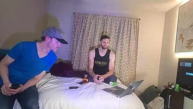 ChillzPnp online show from 04-15-26, 03:02