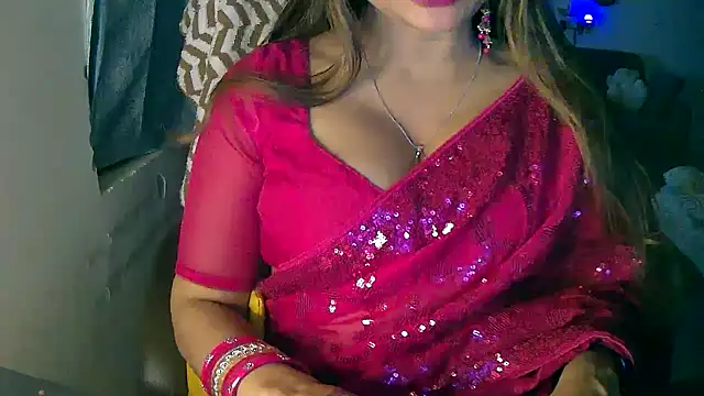 Cute-Tara online show from 11-30-25, 05:17