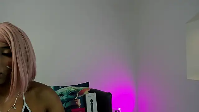 Snapshot of miss__allison chatting on 10-17-25, 11:02 miss allison online show from 10-17-25, 11:02