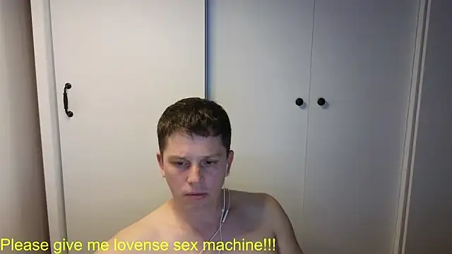 Snapshot of BigL0ve chatting on 06-22-26, 01:41 BigL0ve online show from 06-22-26, 01:41