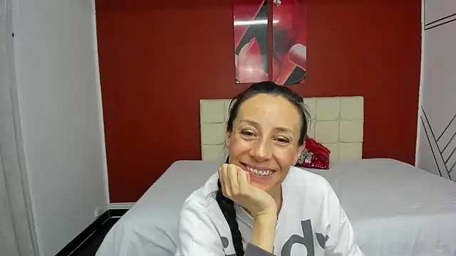 Snapshot of Abrillee1 chatting on 03-01-25, 10:31 Abrillee1 online show from 03-01-25, 10:31