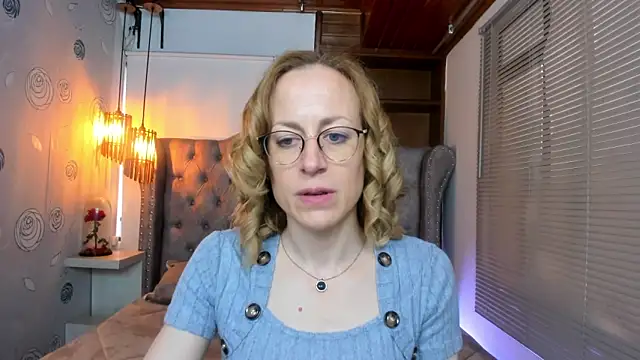 Snapshot of SammySanders chatting on 02-15-25, 12:11 SammySanders online show from 02-15-25, 12:11