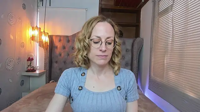 Snapshot of SammySanders chatting on 02-25-25, 11:00 SammySanders online show from 02-25-25, 11:00