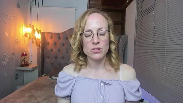 Snapshot of SammySanders chatting on 02-26-25, 11:04 SammySanders online show from 02-26-25, 11:04