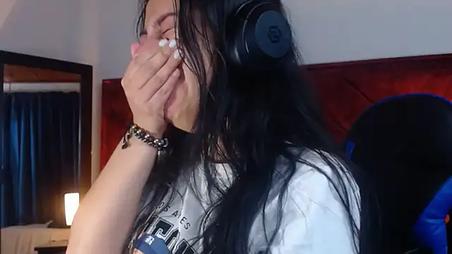 Julietacollins06 online show from 03-19-26, 01:48