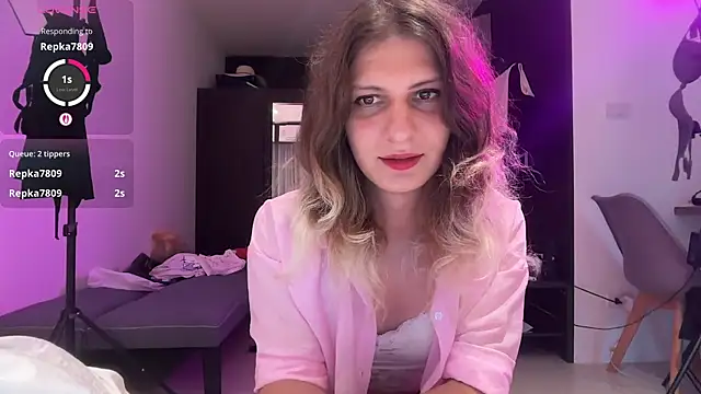 Alice Pinkhead online show from 12-16-25, 09:58