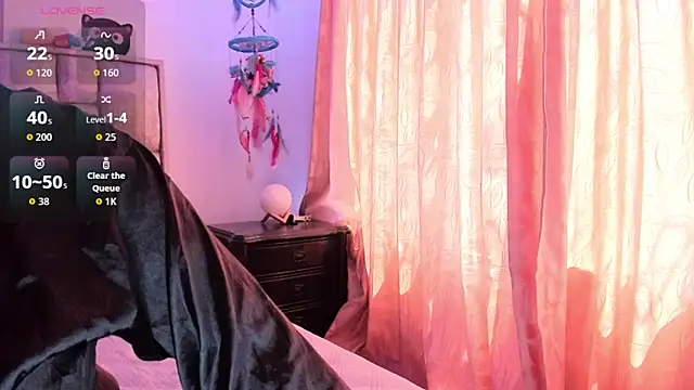 brianaGuzman online show from 11-08-25, 04:51