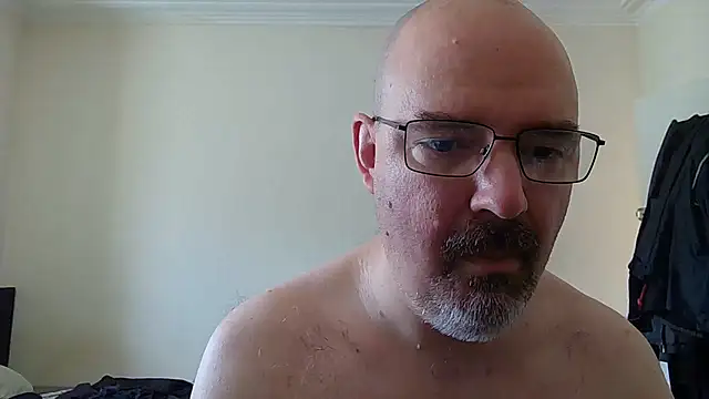 Snapshot of ThatUKguy79 chatting on 07-19-26, 12:09 ThatUKguy79 online show from 07-19-26, 12:09