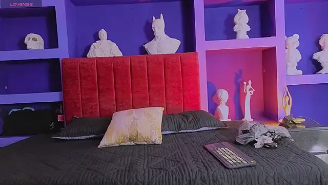 amy fox2 online show from 04-18-26, 01:59