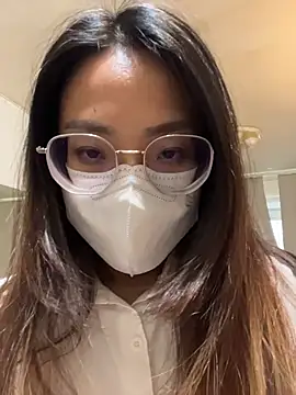 Snapshot of yourbootygirl chatting on 11-02-25, 02:03 yourbootygirl online show from 11-02-25, 02:03