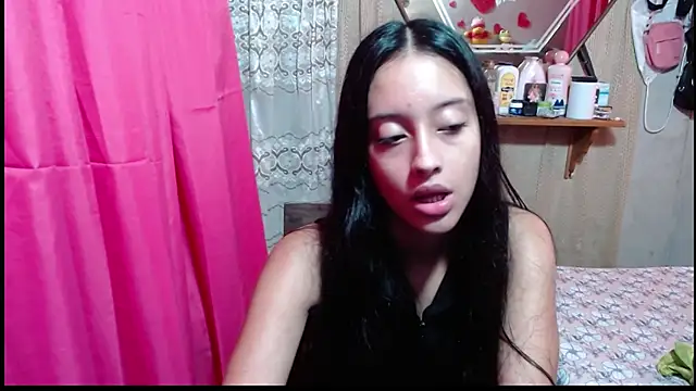 Snapshot of Lunawillis chatting on 01-10-26, 05:15 Lunawillis online show from 01-10-26, 05:15