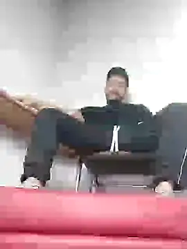 AndresSmith   online show from 01-08-25, 03:40