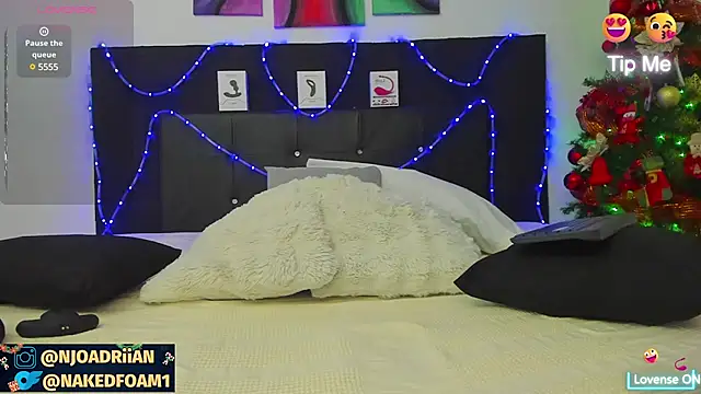 nakedfoam1 online show from 12-08-24, 03:00