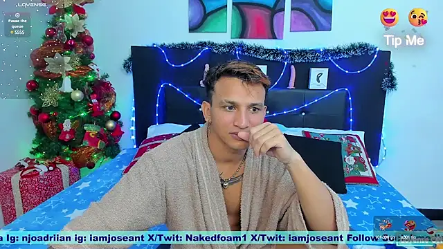 nakedfoam1 online show from 12-27-24, 01:22