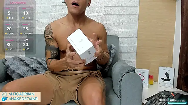 nakedfoam1 online show from 02-28-25, 02:09