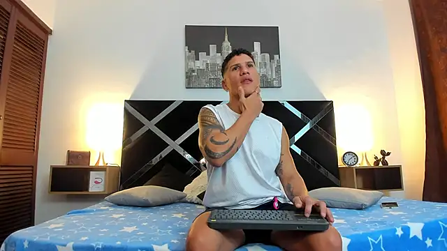 Snapshot of nakedfoam1 chatting on 04-14-26, 03:23 nakedfoam1 online show from 04-14-26, 03:23