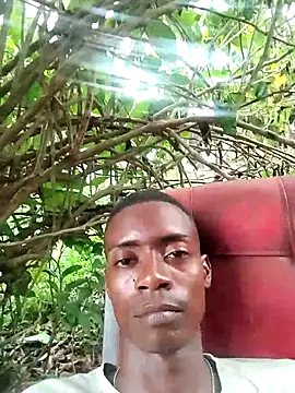 Snapshot of BeetledFlouter12 chatting on 11-07-25, 09:37 BeetledFlouter12 online show from 11-07-25, 09:37