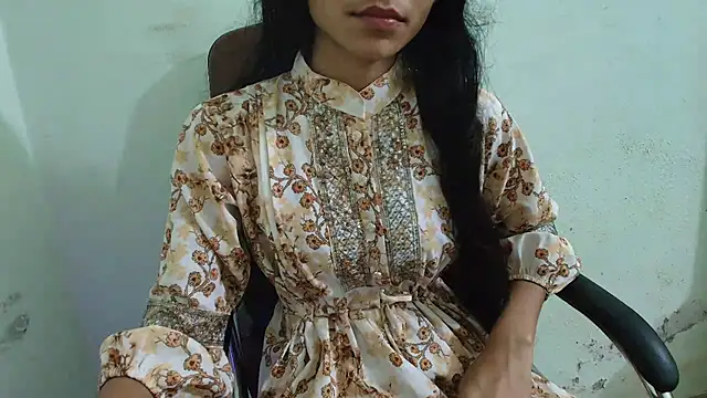 Snapshot of Srabontii chatting on 02-28-25, 07:48 Srabontii online show from 02-28-25, 07:48