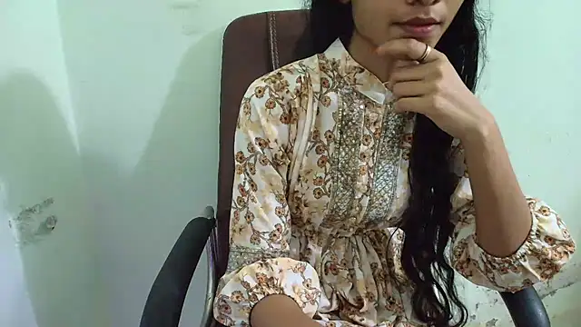 Snapshot of Srabontii chatting on 03-01-25, 12:17 Srabontii online show from 03-01-25, 12:17