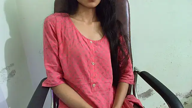Snapshot of Srabontii chatting on 03-10-25, 10:45 Srabontii online show from 03-10-25, 10:45