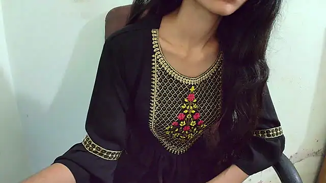 Snapshot of Srabontii chatting on 03-20-25, 07:57 Srabontii online show from 03-20-25, 07:57