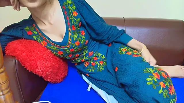 Srabontii online show from 11-15-25, 10:12